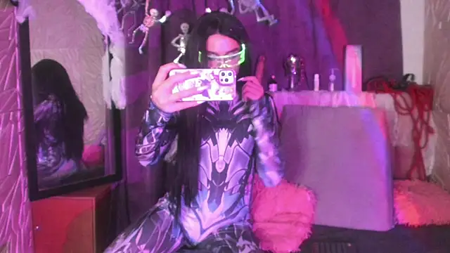 Snapshot of Angellike_doll chatting on October 25, 2025, 2:11 am Angellike doll online show from October 25, 2025, 2:11 am