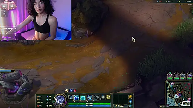 Snapshot of Angellike_doll chatting on February 13, 2025, 10:11 pm Angellike doll online show from February 13, 2025, 10:11 pm