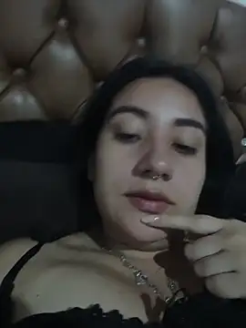 Hellen Alex online show from March 11, 2026, 2:33 pm