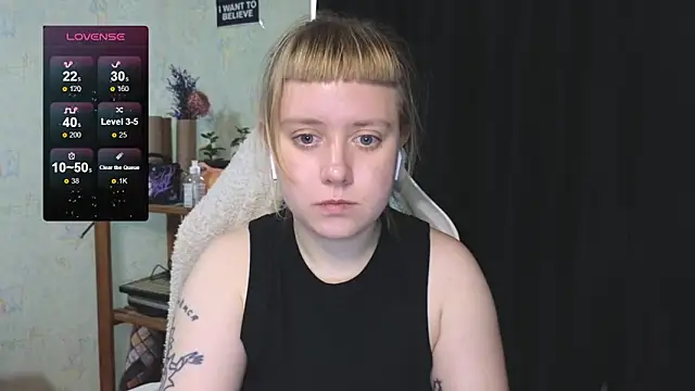 June shy0 online show from October 31, 2025, 6:54 am