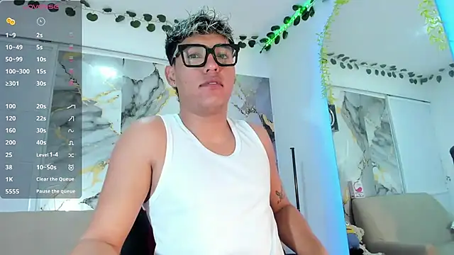 ryan carter08 online show from April 11, 2026, 7:50 pm