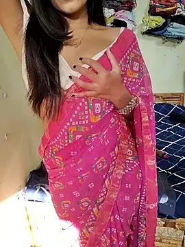 Snapshot of Meenakshi_ chatting on November 4, 2025, 2:15 am Meenakshi  online show from November 4, 2025, 2:15 am