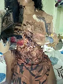 Snapshot of Meenakshi_ chatting on September 24, 2025, 4:02 pm Meenakshi  online show from September 24, 2025, 4:02 pm