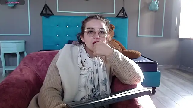 Snapshot of _isaabellaa chatting on September 25, 2025, 12:00 pm isaabellaa online show from September 25, 2025, 12:00 pm