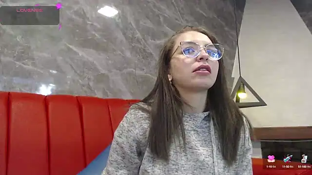 Snapshot of _isaabellaa chatting on March 15, 2025, 11:40 am isaabellaa online show from March 15, 2025, 11:40 am