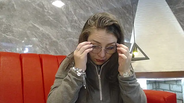 Snapshot of _isaabellaa chatting on March 12, 2025, 11:21 am isaabellaa online show from March 12, 2025, 11:21 am