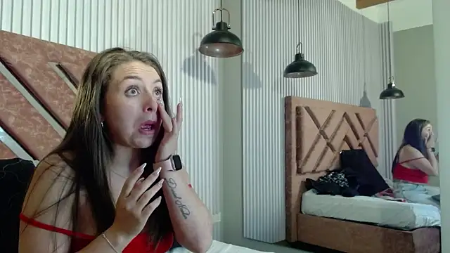  isaabellaa online show from April 19, 2026, 6:10 pm