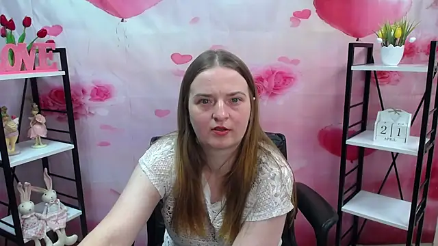 Snapshot of FreyaDak chatting on April 21, 2026, 5:08 pm FreyaDak online show from April 21, 2026, 5:08 pm