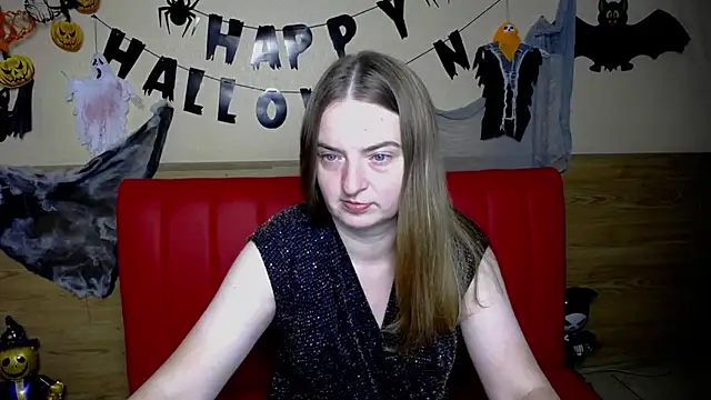 Snapshot of FreyaDak chatting on November 1, 2025, 12:10 pm FreyaDak online show from November 1, 2025, 12:10 pm