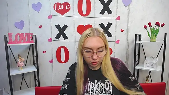 BeatriceFly online show from February 2, 2025, 9:18 am