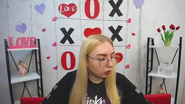 BeatriceFly online show from February 1, 2025, 4:43 pm