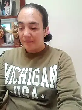 Snapshot of skayhot_ chatting on October 25, 2025, 2:07 pm skayhot online show from October 25, 2025, 2:07 pm