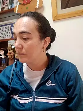 Snapshot of skayhot_ chatting on December 3, 2025, 1:21 pm skayhot online show from December 3, 2025, 1:21 pm