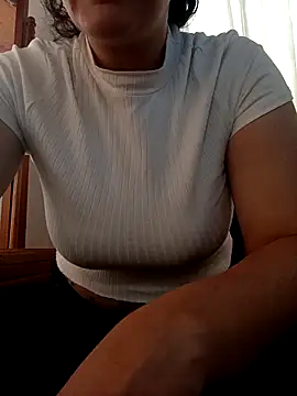 Snapshot of skayhot_ chatting on March 21, 2025, 1:12 pm skayhot online show from March 21, 2025, 1:12 pm