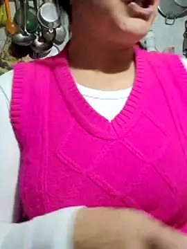 Snapshot of skayhot_ chatting on December 17, 2025, 2:33 pm skayhot online show from December 17, 2025, 2:33 pm