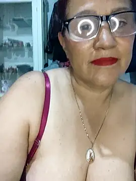 Snapshot of Edged_Hot69 chatting on December 17, 2025, 3:22 am Edged Hot69 online show from December 17, 2025, 3:22 am