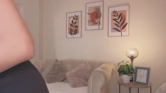 DahianaWalcott online show from March 14, 2026, 8:59 pm