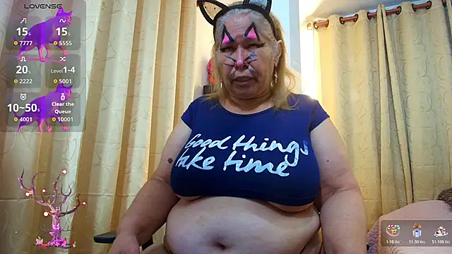 girl amada online show from October 25, 2025, 9:15 pm