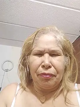 Snapshot of girl_amada chatting on September 9, 2025, 1:59 am girl amada online show from September 9, 2025, 1:59 am