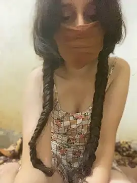 Snapshot of Chahrazad66 chatting on October 12, 2025, 12:56 am Chahrazad66 online show from October 12, 2025, 12:56 am