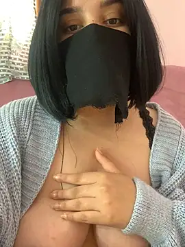 Snapshot of Miss-Soka chatting on March 4, 2025, 11:51 am Miss-Soka online show from March 4, 2025, 11:51 am