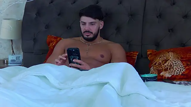 DustinKeent online show from January 23, 2025, 10:32 am