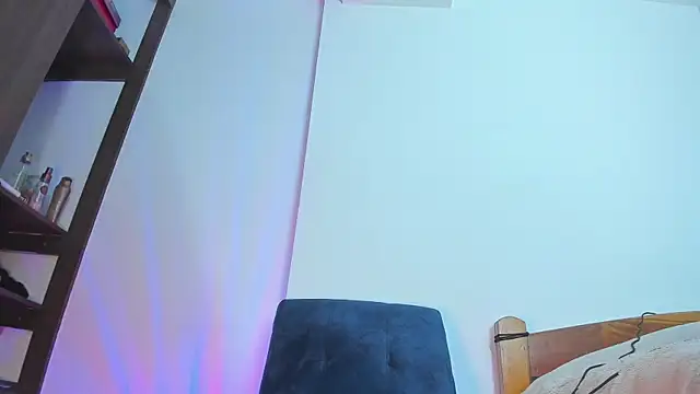 Snapshot of emiily15__ chatting on March 1, 2025, 4:47 am emiily15 online show from March 1, 2025, 4:47 am