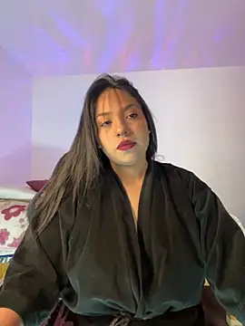 Snapshot of emiily15__ chatting on September 12, 2025, 7:13 pm emiily15 online show from September 12, 2025, 7:13 pm