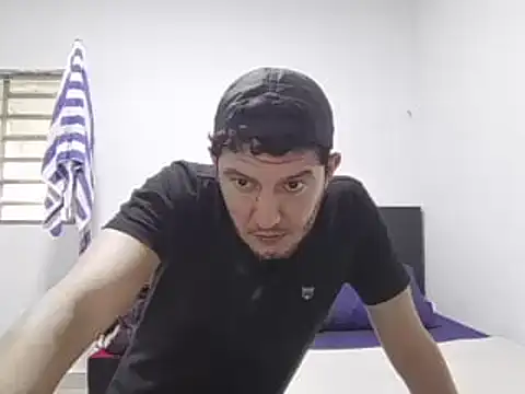 Snapshot of 2020dastan chatting on January 30, 2025, 2:25 pm 2020dastan online show from January 30, 2025, 2:25 pm