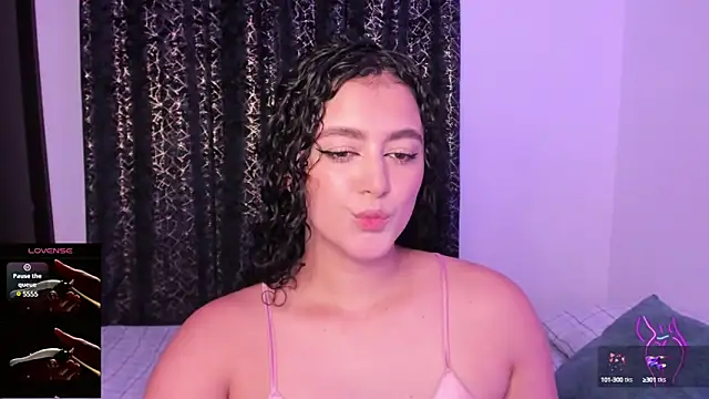 Adhara-zanne online show from March 12, 2025, 2:09 am