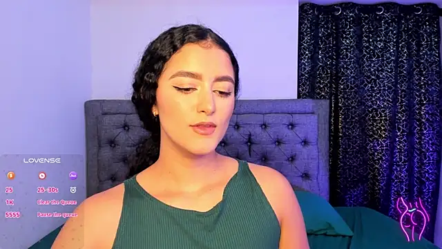 Snapshot of Adhara-zanne chatting on February 1, 2026, 11:08 am Adhara-zanne online show from February 1, 2026, 11:08 am