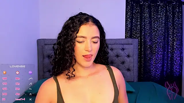 Snapshot of Adhara-zanne chatting on February 4, 2026, 2:28 am Adhara-zanne online show from February 4, 2026, 2:28 am