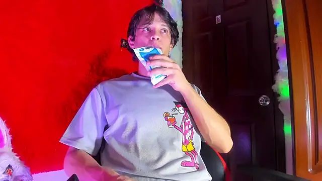 LilOwen  online show from February 11, 2026, 6:19 pm