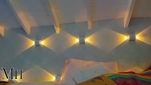 MizzHell online show from February 2, 2026, 4:22 am