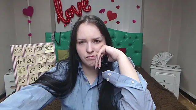 IsabelBlackberry online show from March 5, 2026, 6:43 am