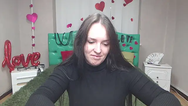 IsabelBlackberry online show from December 5, 2025, 6:45 am