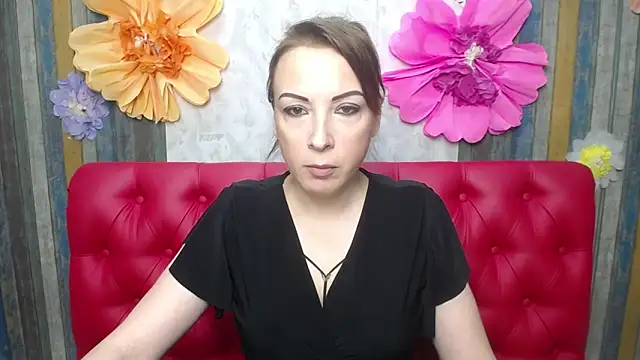 Snapshot of ElizabethSho chatting on May 30, 2026, 5:40 pm ElizabethSho online show from May 30, 2026, 5:40 pm