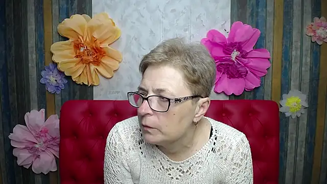 Snapshot of EmiliaGree chatting on May 23, 2026, 5:23 pm EmiliaGree online show from May 23, 2026, 5:23 pm