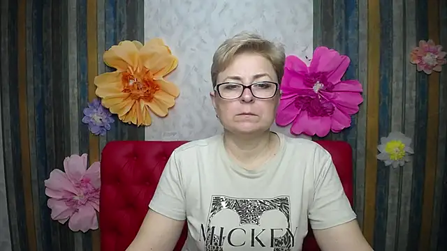 Snapshot of EmiliaGree chatting on May 7, 2026, 5:05 pm EmiliaGree online show from May 7, 2026, 5:05 pm