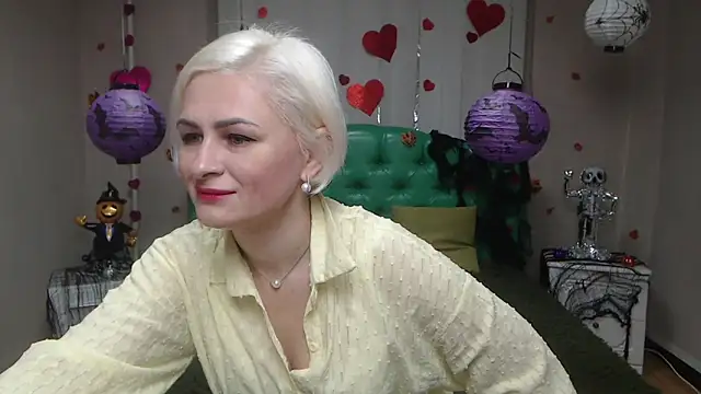 OliviaHorst online show from October 29, 2025, 6:23 am