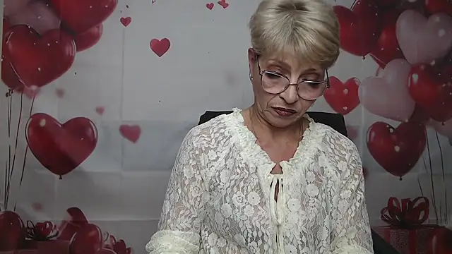 EllaBonito online show from April 5, 2026, 5:58 am