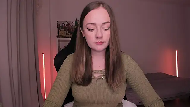 WalkingGirl online show from February 1, 2025, 5:58 pm