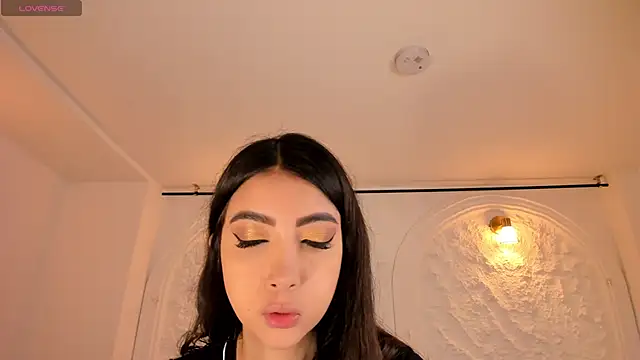 ValeriaVelvet online show from February 16, 2026, 11:42 am