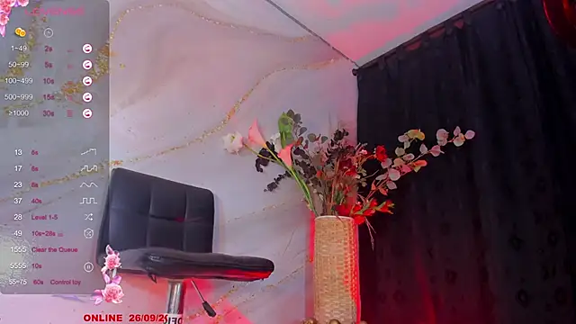 Snapshot of Karla-Ebony chatting on September 26, 2025, 1:18 pm Karla-Ebony online show from September 26, 2025, 1:18 pm