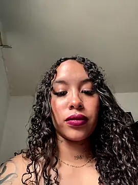 Snapshot of MarieLeon chatting on October 9, 2025, 9:04 pm MarieLeon online show from October 9, 2025, 9:04 pm