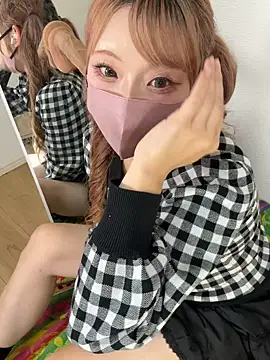 alice  1111 online show from October 26, 2025, 11:54 am