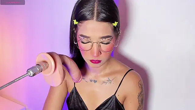 Snapshot of baby_naughty1_ chatting on February 25, 2025, 5:08 pm baby naughty1 online show from February 25, 2025, 5:08 pm