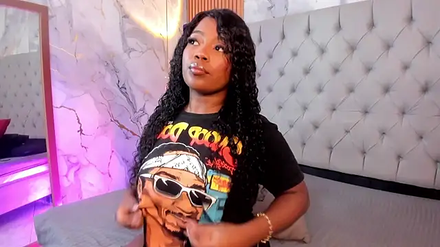 Scarlett diaz17 online show from April 15, 2026, 4:51 am