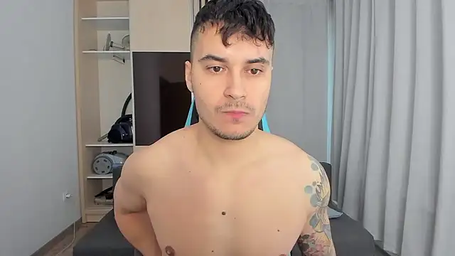 Snapshot of MatMalonne chatting on January 11, 2026, 6:42 am MatMalonne online show from January 11, 2026, 6:42 am