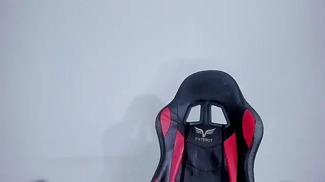 serafelle online show from March 12, 2026, 7:29 pm